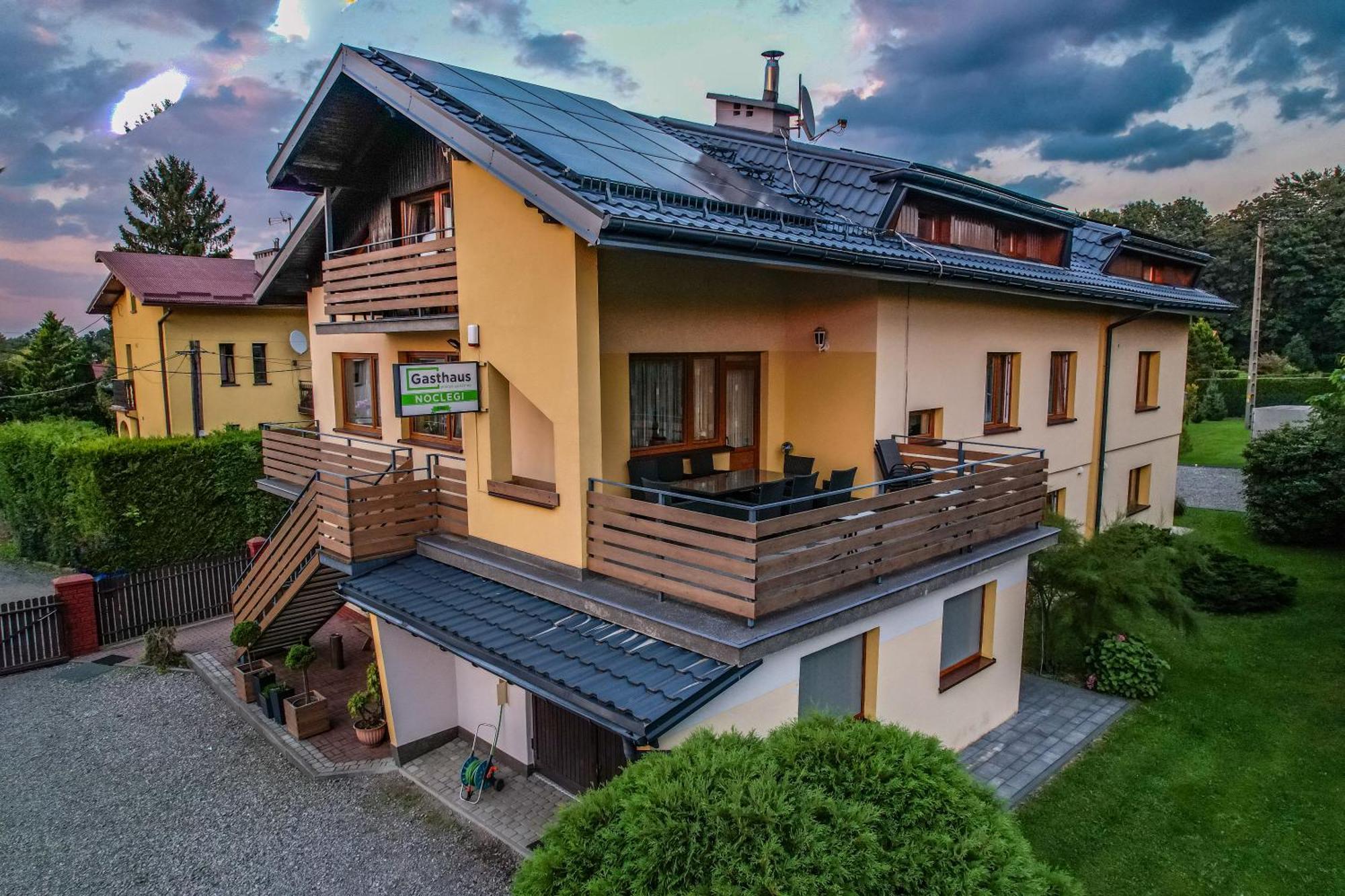 Gasthaus Bielsko-Biala Exterior foto